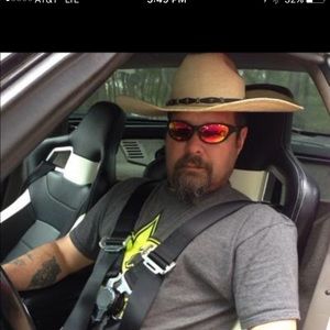 Meet your Posher, Randall